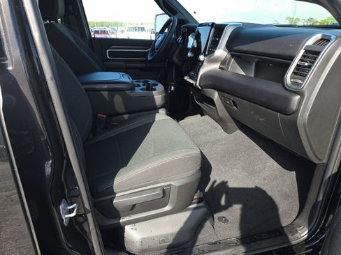 Used 2025 RAM 2500 Big Horn image 12