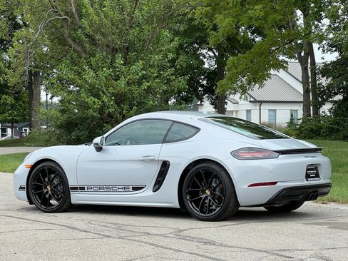 Certified 2024 Porsche 718 Cayman w/ Premium Package RWD image 3