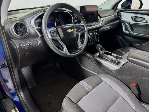 Used 2023 Chevrolet Blazer LT image 7