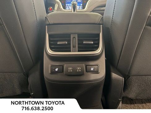 Used 2020 Subaru Outback Limited image 25