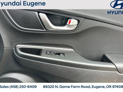 Used 2023 Hyundai Kona SEL FWD image 22
