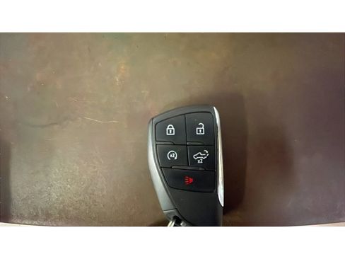 Used 2024 Chevrolet Silverado 2500 Custom w/ Custom Value Package image 17