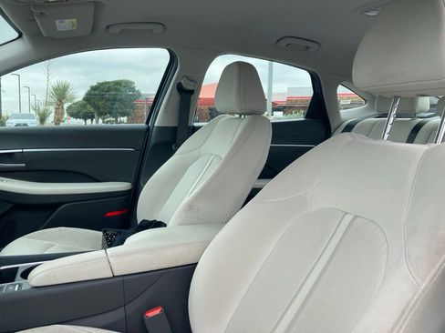 Used 2025 Hyundai Sonata SEL FWD image 7