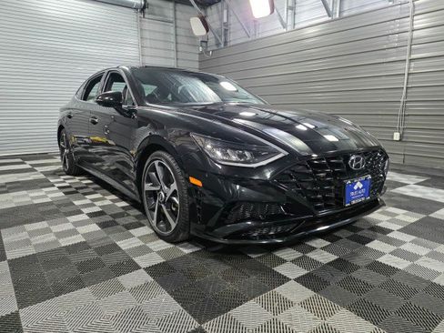 Used 2022 Hyundai Sonata SEL Plus w/ Preferred Accessory Package image 4