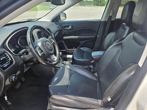 Used 2020 Jeep Compass Limited AWD/4WD image 9