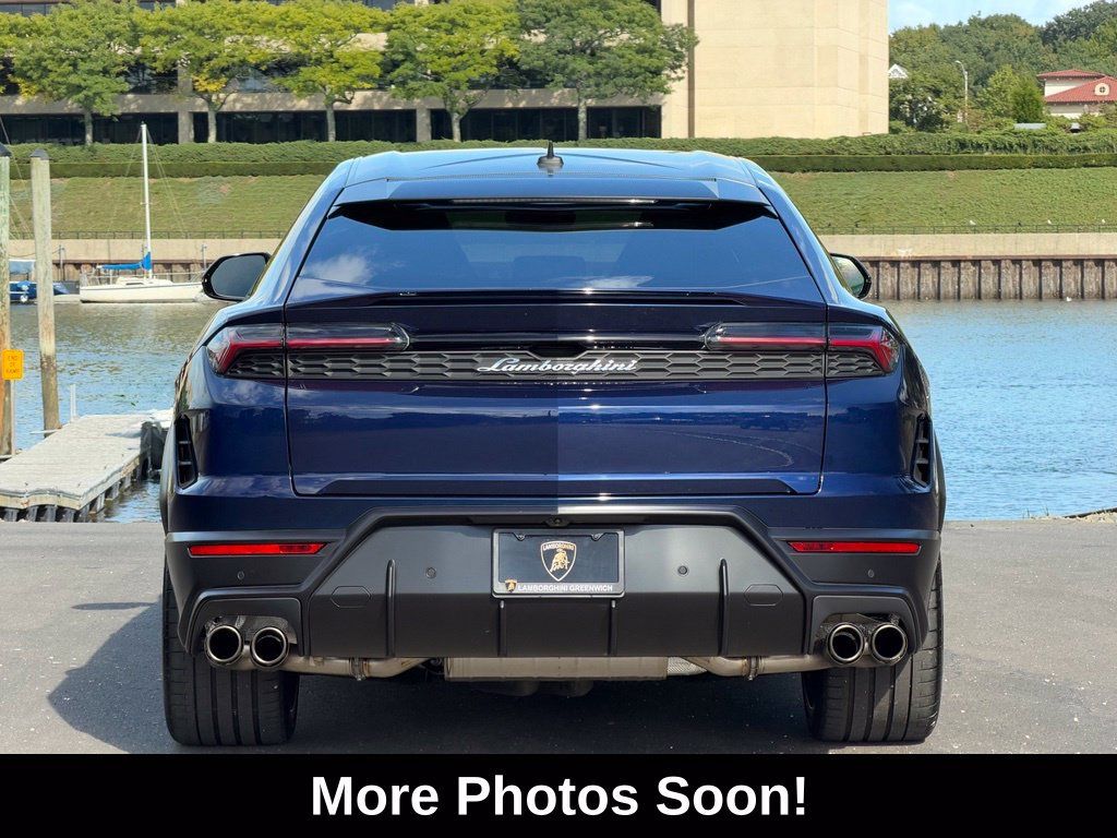 Used 2025 Lamborghini Urus SE AWD/4WD image 4