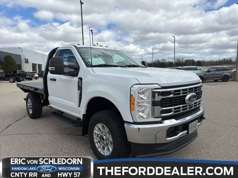 Used 2023 Ford F350 XLT w/ Snow Plow Prep Package AWD/4WD image 1