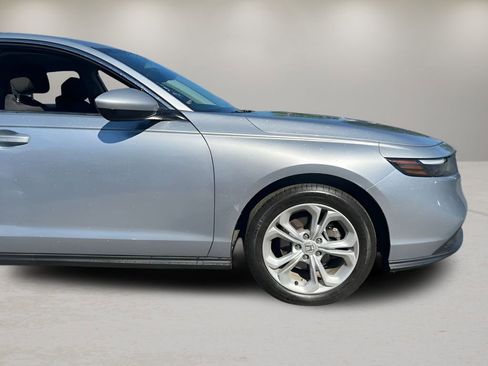 Used 2025 Honda Accord LX image 27