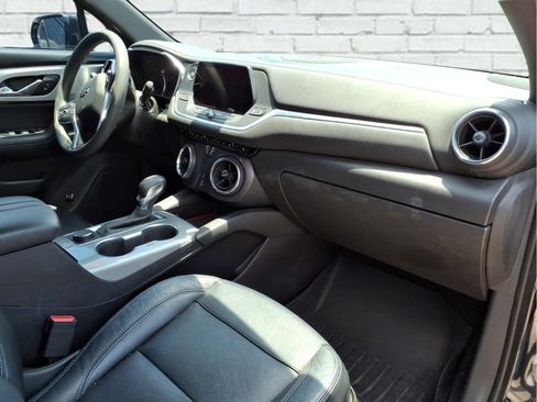 Used 2021 Chevrolet Blazer LT FWD image 7