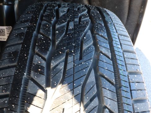 New 2026 Buick Enclave Sport Touring w/ Super Cruise Package image 17