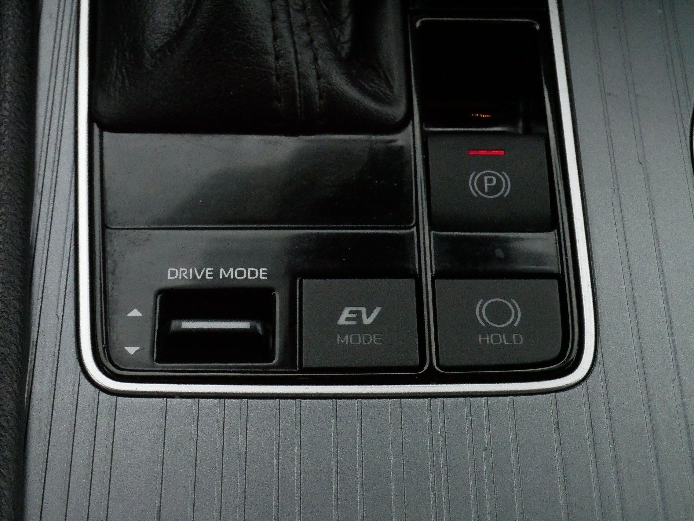 Certified 2022 Toyota Sienna XSE FWD image 27