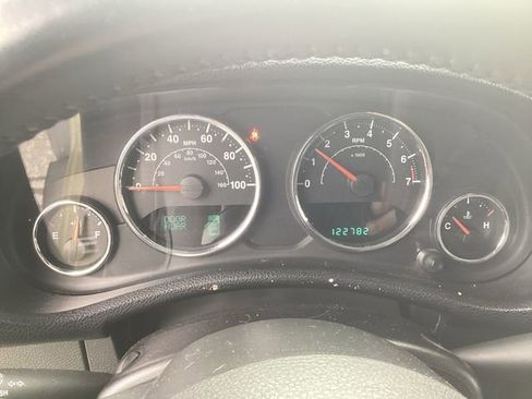 Used 2013 Jeep Wrangler Sahara w/ Connectivity Group AWD/4WD image 11