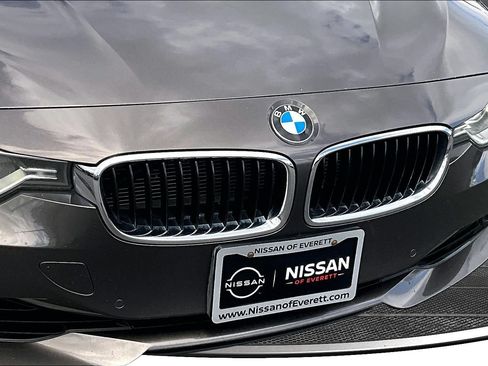 Used 2014 BMW 328i xDrive Sedan AWD/4WD image 32