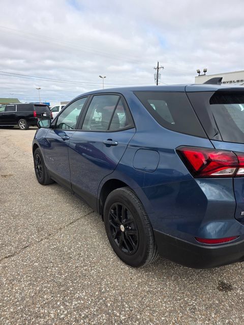 Used 2024 Chevrolet Equinox LS FWD image 6
