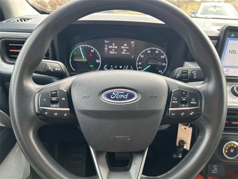 Used 2023 Ford Maverick XLT image 24