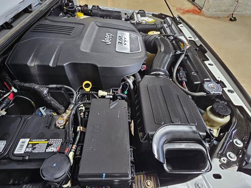 Used 2013 Jeep Wrangler Sport image 23