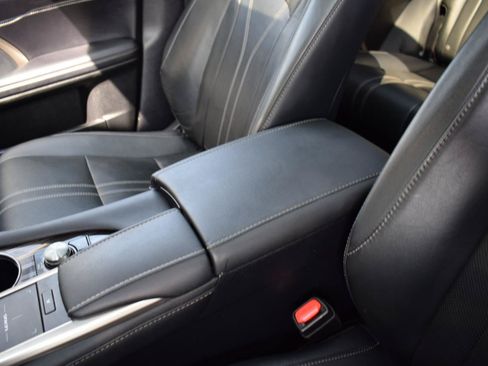 Used 2020 Lexus RX 350 AWD w/ Luxury Package image 37