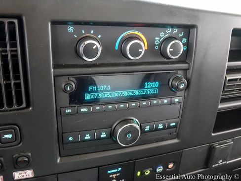 Used 2023 GMC Savana 3500 w/ Power Convenience Package RWD image 12