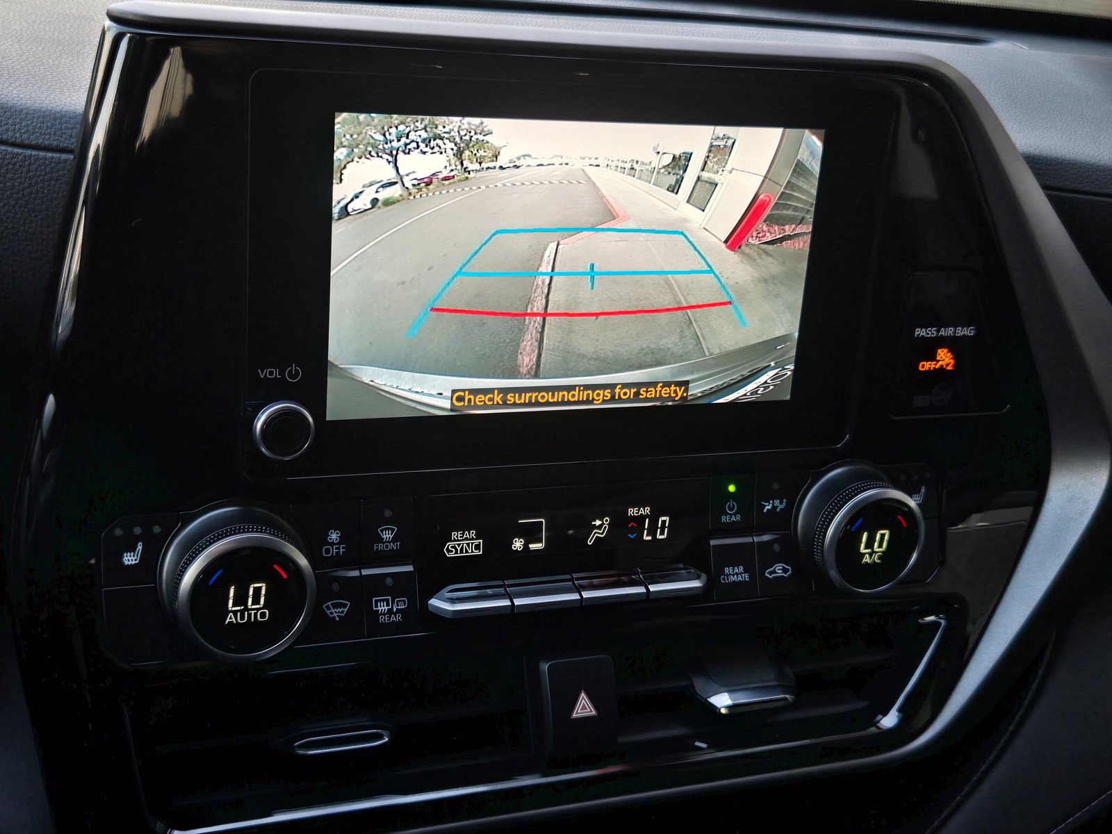 Certified 2026 Toyota Highlander XLE AWD/4WD image 15