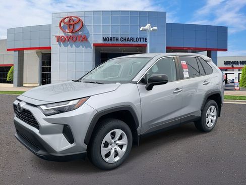New 2025 Toyota RAV4 LE image 5