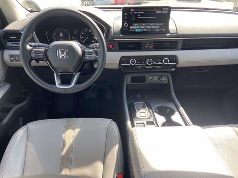 Used 2024 Honda Pilot EX-L image 11