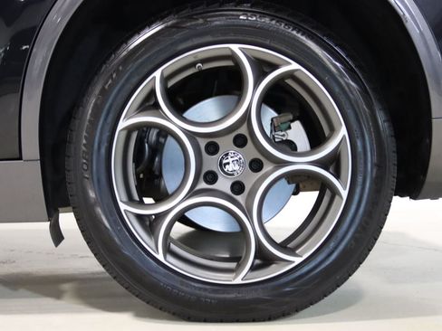 Used 2022 Alfa Romeo Stelvio Ti AWD/4WD image 73