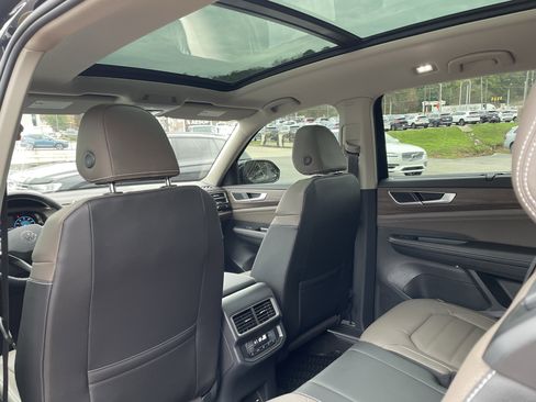 New 2026 Volkswagen Atlas SEL image 13