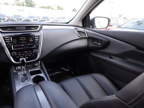 Certified 2024 Nissan Murano SV w/ SV Midnight Edition Package AWD/4WD image 24