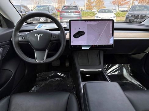 Used 2021 Tesla Model 3 Standard Range Plus image 15