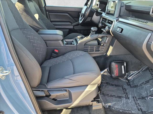 Used 2026 Toyota Tacoma SR5 AWD/4WD image 19