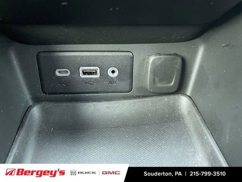 Certified 2022 GMC Terrain SLE w/ Driver Convenience Package image 40