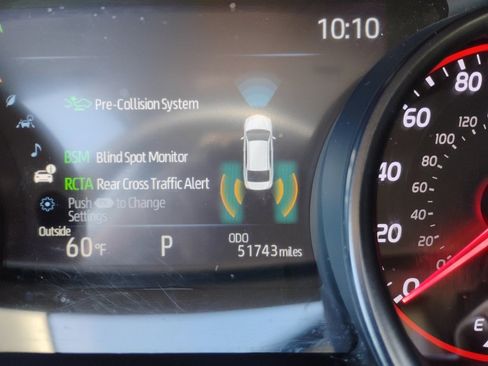 Used 2023 Toyota Camry XSE image 10