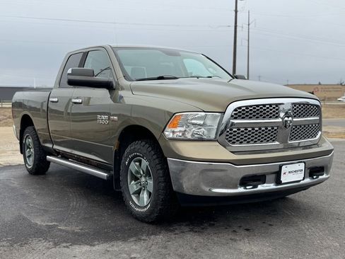 Used 2013 RAM 1500 Classic SLT w/ Premium Display Pkg AWD/4WD image 30