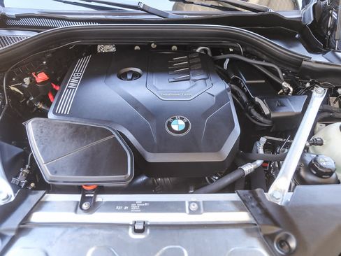 Used 2025 BMW X4 xDrive30i w/ Premium Package image 24