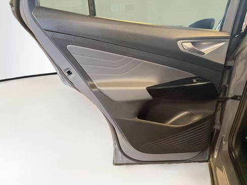 Used 2023 Volkswagen ID.4 Pro S image 28