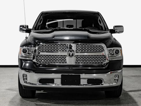 Used 2016 RAM 1500 Laramie w/ Convenience Group AWD/4WD image 3
