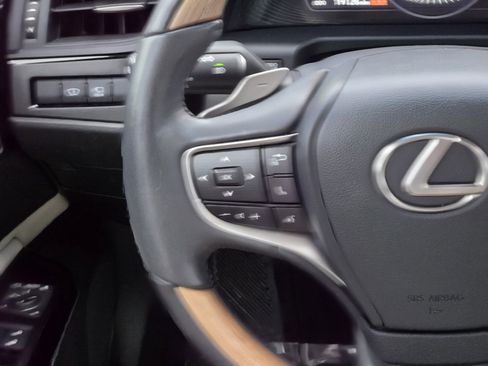 Certified 2024 Lexus ES 350 Ultra Luxury w/ Accessory Package (Z2) image 28