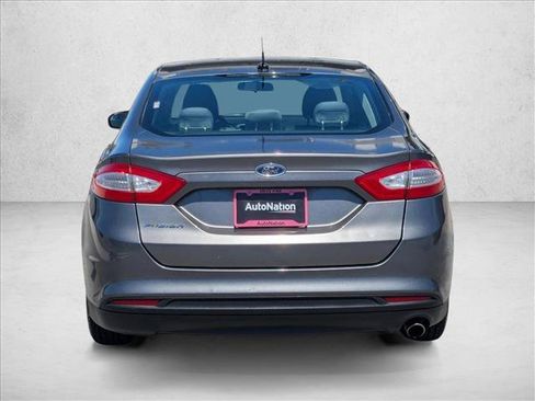 Used 2014 Ford Fusion S FWD image 7