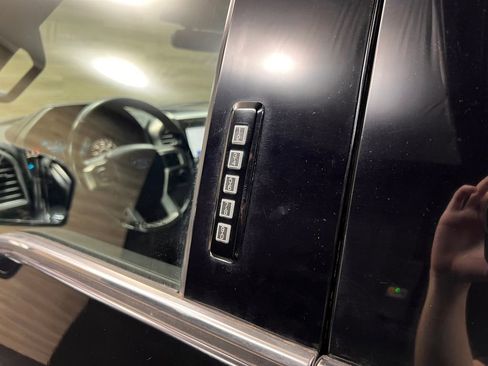 Used 2020 Ford F150 Platinum image 30