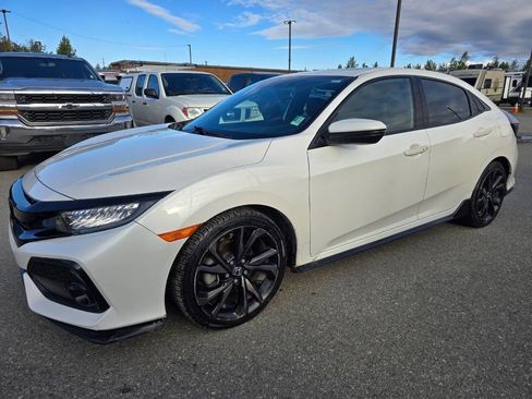 Used 2018 Honda Civic Sport Touring image 1