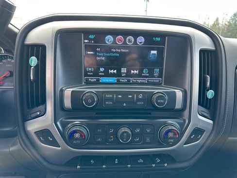 Used 2018 GMC Sierra 1500 SLT w/ SLT Premium Package image 15