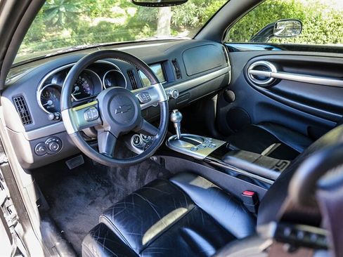 Used 2005 Chevrolet SSR w/ Preferred Equipment Group image 23