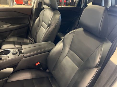 Certified 2023 Nissan Rogue SV w/ SV Premium B Package image 5