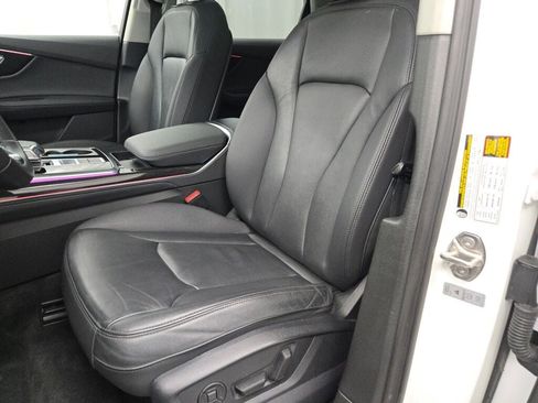 Used 2024 Audi Q7 3.0T Premium Plus image 27