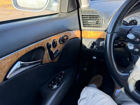 Used 2008 Mercedes-Benz E 350 Luxury image 21