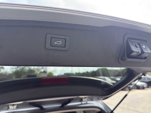 Used 2019 Subaru Outback 2.5i Limited w/ Popular Package #2 image 32