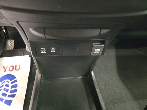 Used 2025 Honda Odyssey Sport-L image 27