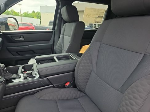 New 2026 Toyota Tundra SR5 AWD/4WD image 11