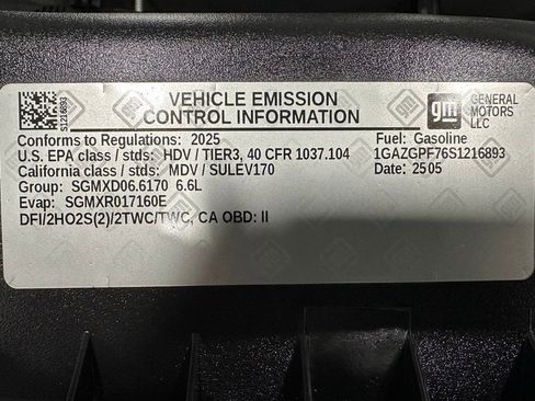 Used 2025 Chevrolet Express 3500 LT w/ LT Preferred Equipment Group image 57