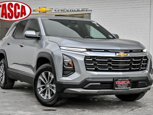 Used 2025 Chevrolet Equinox LT AWD/4WD image 1